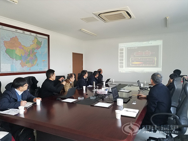 天齊鋰業考察團與中正鍋爐正在進行技術討論